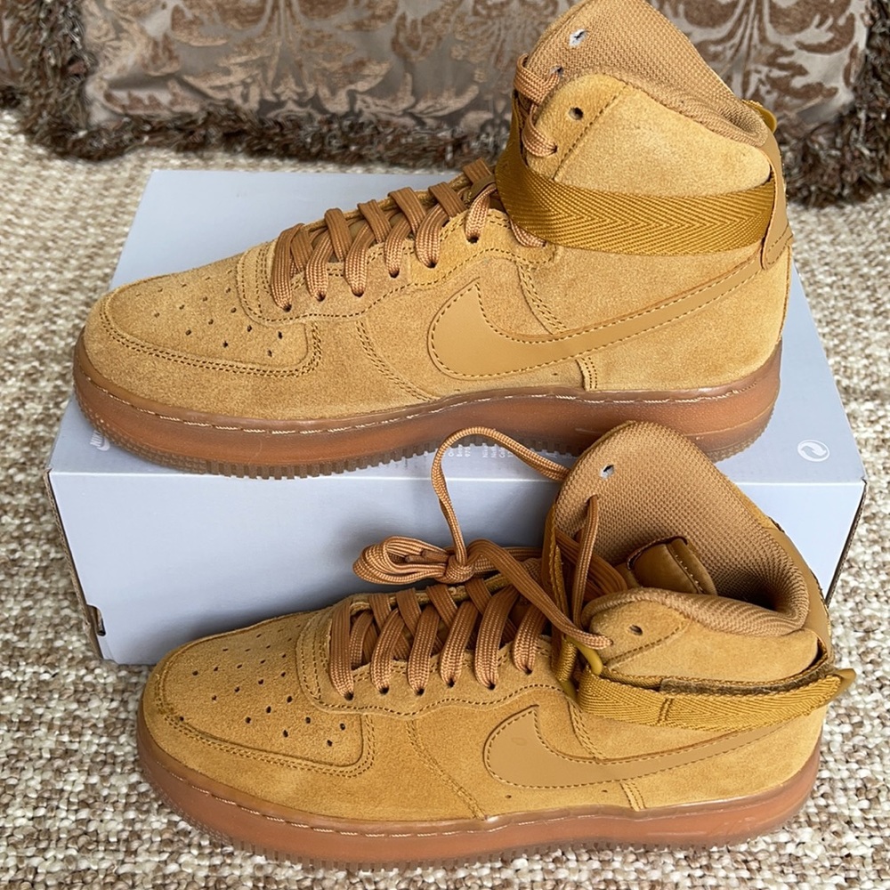 Nike Air Force 1 Hight LV8 3 Youth - Picture 5 of 16